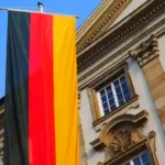 ドイツは離婚しても家族。日本は縁切り文化。