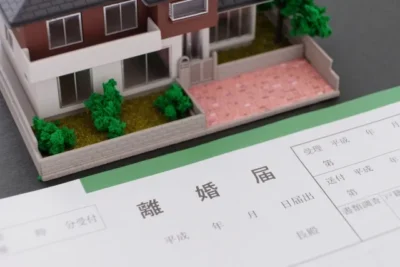 離婚届の記載内容が変更へ。新旧様式の比較と注意点など。