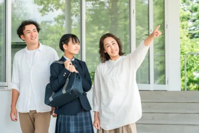 親子のすれ違いはなぜ深まるのか。教育業界の現場を知るライターがアイタイムズジャパンで独占解説。